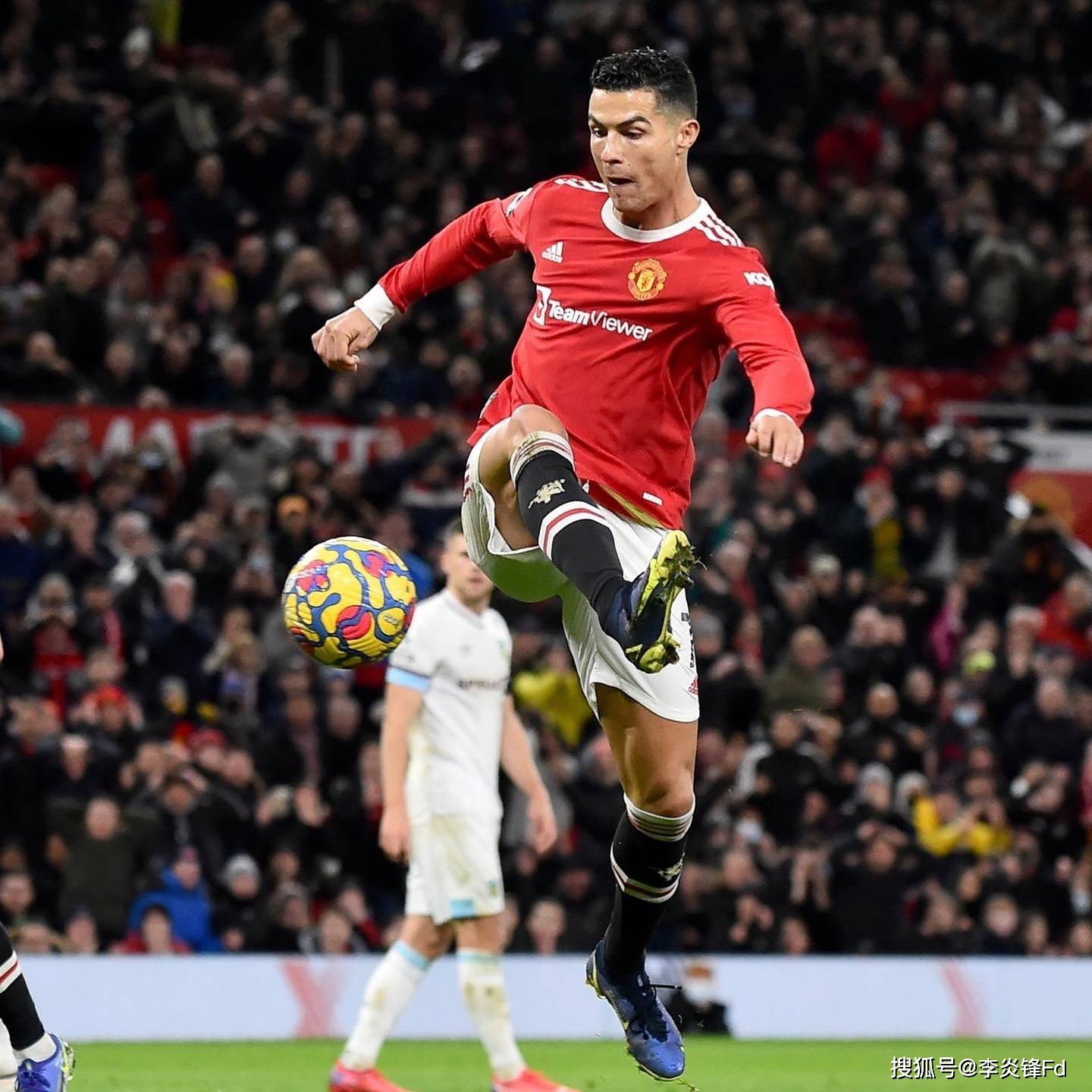 包含孟菲斯灰熊迎欧冠关键赛，今晚远射贴柱，气氛紧张，赛程密集仍需轮换的词条